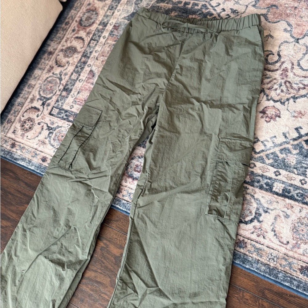 Green Cargo Pants